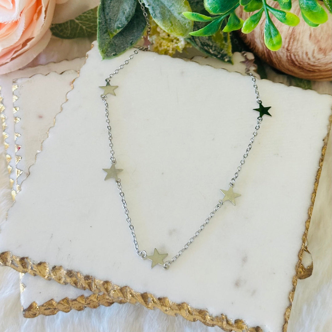 Naszyjnik Choker z Gwiazdką Stella - Złoty lub Srebrny