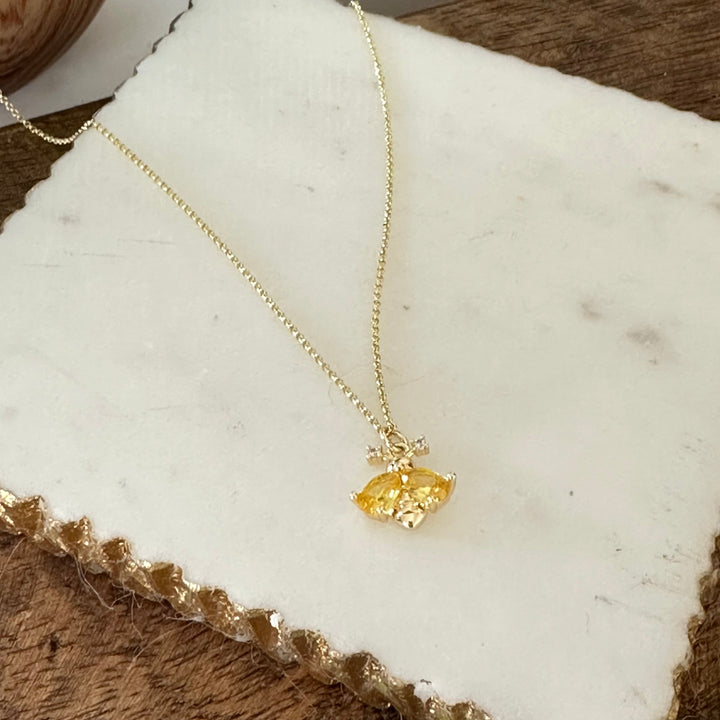 Naszyjnik z Dainty Bee Melissa