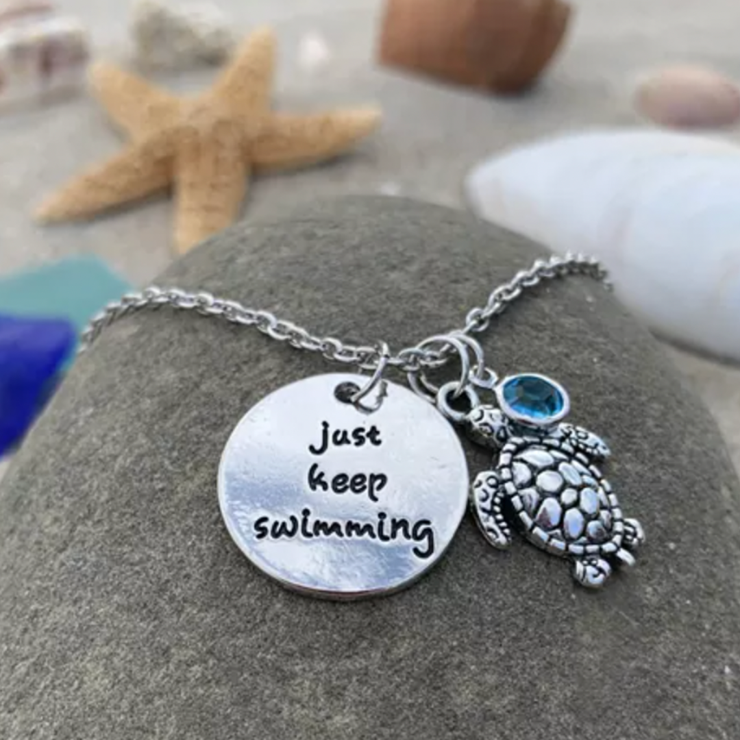 Naszyjnik z Żółwiem w Stylu Oceanicznym | Zrównoważona Biżuteria Inspirująca Oceanem